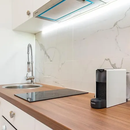 Апартаменты Floor Modern With Incredible Views *